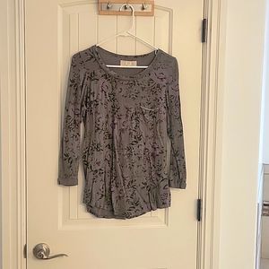 Floral top size M